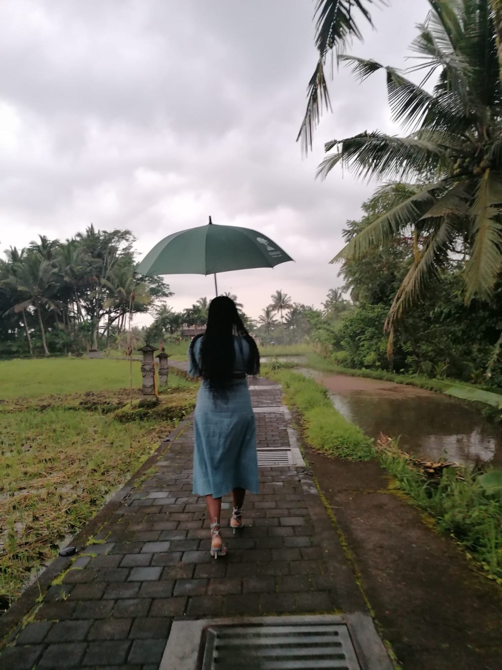 Lately, I’ve been obsessed with longevity in relationships. And I’ve had to ask myself why it matters so much to me? Why does it matter so much to me that people stay? Is this coming from a place of insecurity? Is my desire for continuity a symptom of neediness, or is it a demand for integrity?